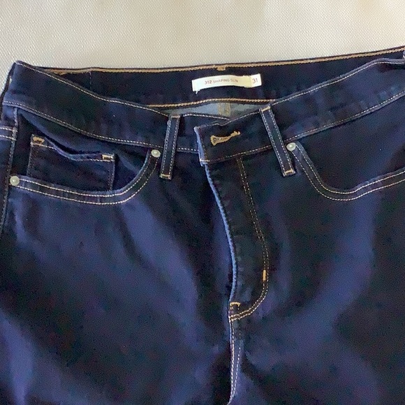Levi Jeans 312 Shaping Slim size 31 - Picture 1 of 7